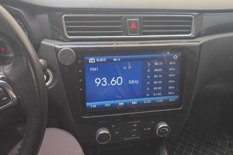 Used Dongfeng Fengon 580 2016 1.5T Manual Luxury Version