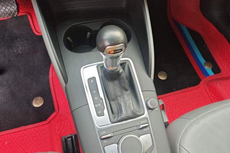 Used Audi A3 2017 Limousine 35 TFSI Fashion Model