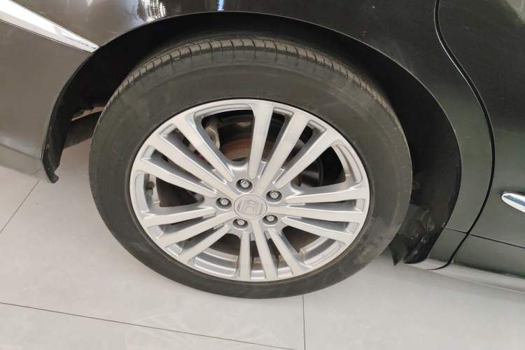 Used Honda Elysion 2016 2.4L Classic Edition
