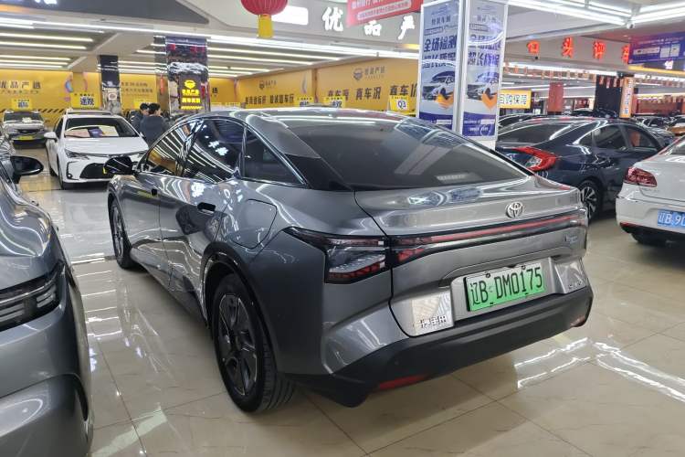 Used Toyota bZ3 2023 616 km Long-Range PRO
