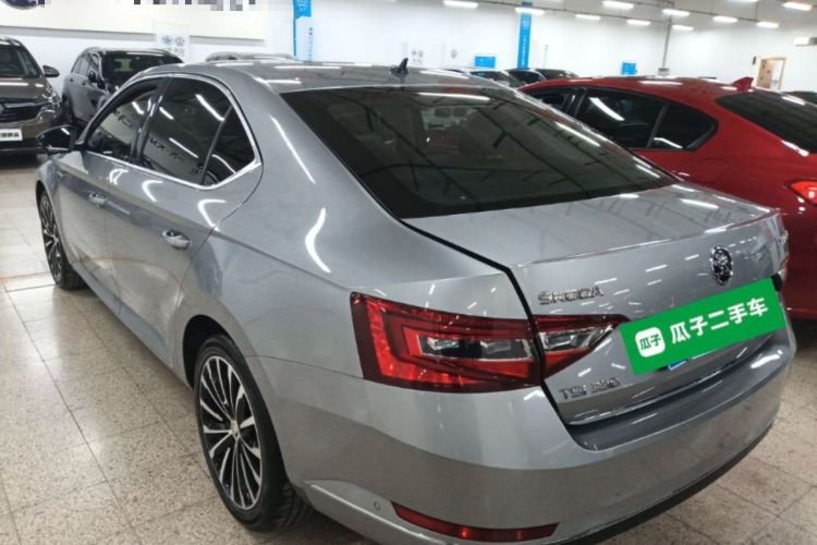 Used Skoda Superb 2016 TSI330 DSG Smart Drive Edition

