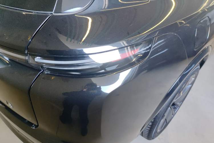 Used Li Auto L8 2025 Ultra Smart Refreshed Edition
