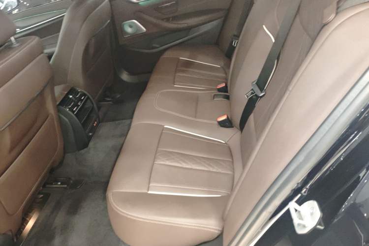 Used BMW 5 Series 2021 530Li Leading Model M Sport Package
