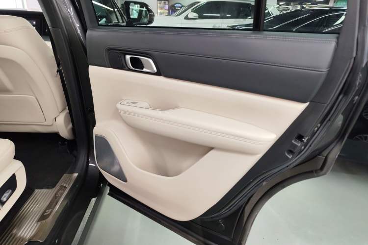 Used Li Auto ONE 2020 Extended-Range 6-Seater Version
