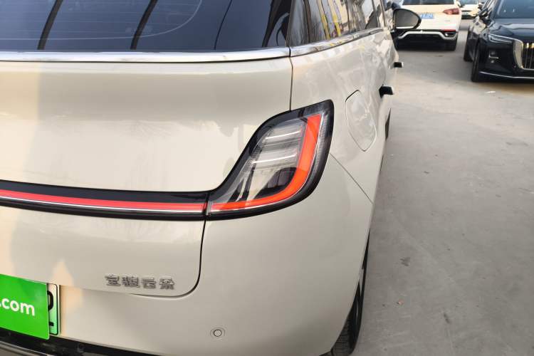 Used Baojun Cloud 2023 460 Max Lingxi Version
