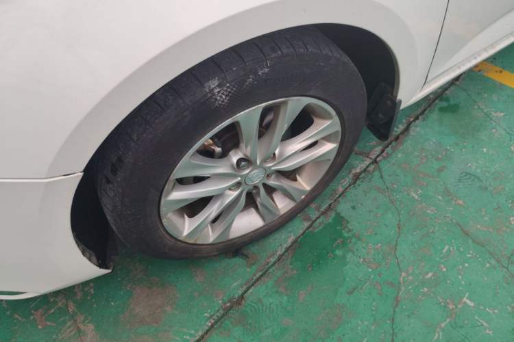 Used Buick Verano 2017 Sedan 20T Dual-Clutch Leading Model
