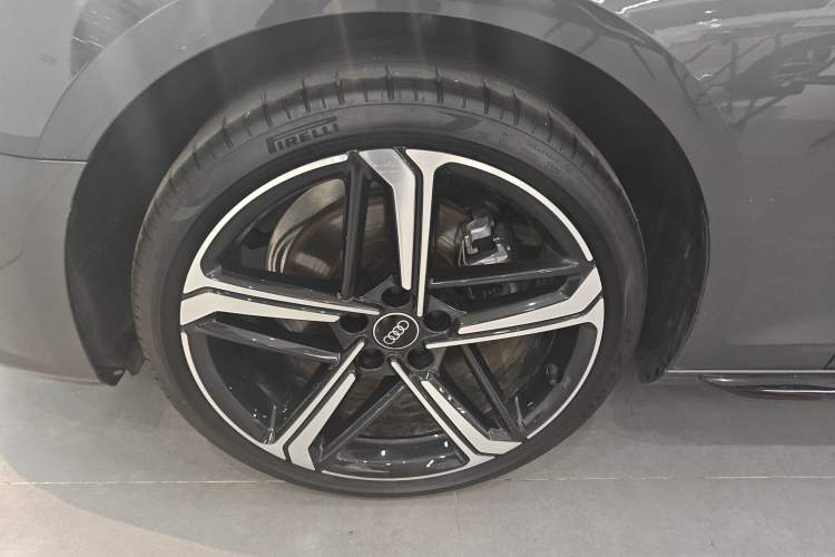 Used Audi A4L 2024 40 TFSI Luxury Dynamic Edition