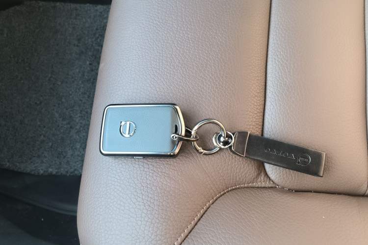 Used Volvo XC90 2024 B5 SmartDrive Luxury Edition 5 Seats
