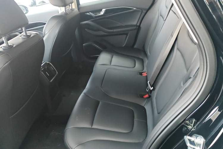 Used Bestune B70 2025 Dragon Edition 1.5T Enjoyment Model
