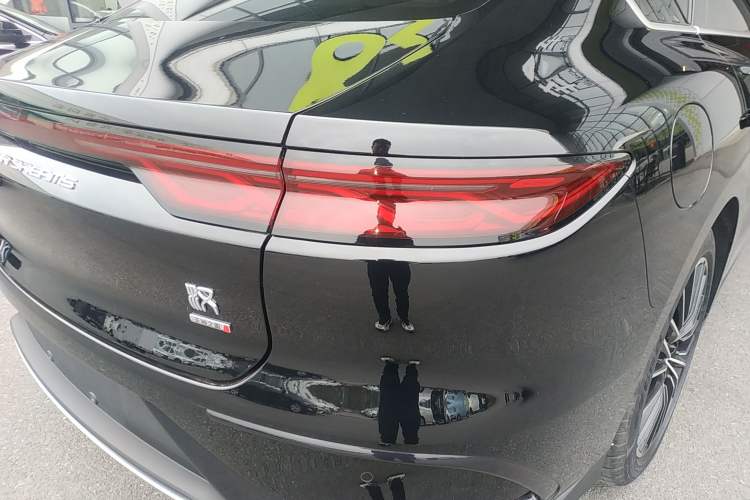 Used BYD Han 2025 DM-i Intelligent Driving Edition 125KM LiDAR Flagship Model