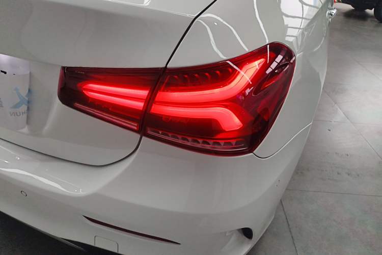 Used Mercedes-Benz A-Class 2022 Revised Version A 200 L Sport Sedan Fashionable Style