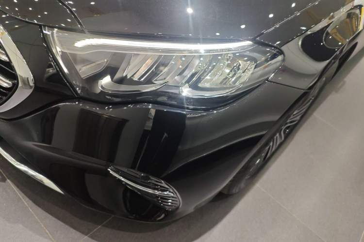 Used Mercedes-Benz E-Class 2025 E 260 L