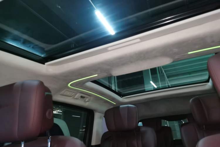 Used Buick Century 2023 2.0T Six-Seater Yinshi Edition
