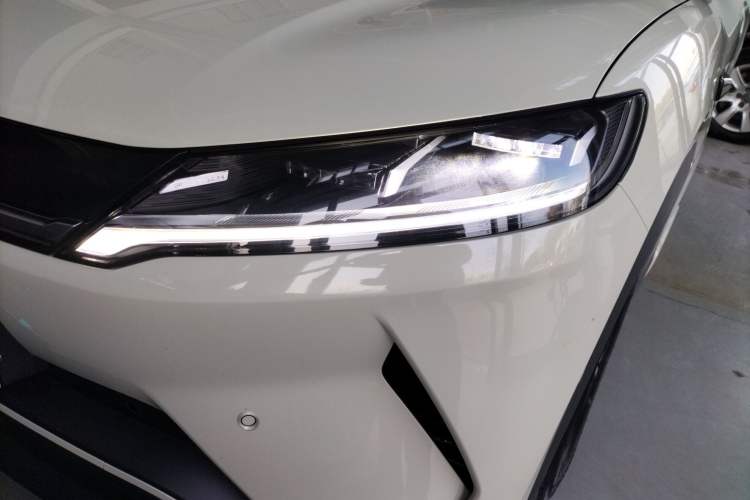 Used BYD Yuan UP 2025 Intelligent Driving Version 401 km Beyond-Range Edition