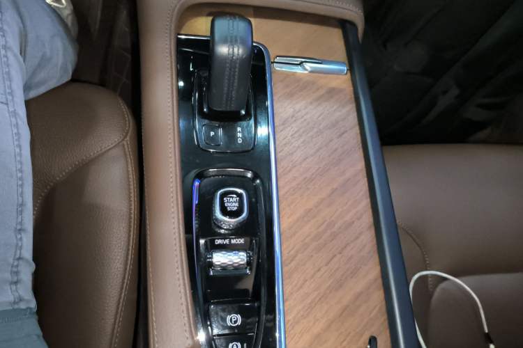 Used Volvo S90 2021 B5 Zhiyi Luxury Edition
