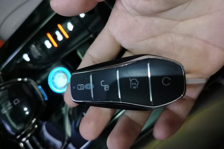 Used BYD Han 2024 EV Glory Edition 506KM Front-Wheel-Drive Premium Model