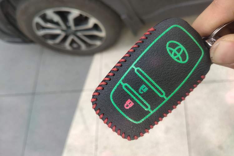 Used Toyota FRONTLANDER 2023 2.0L CVT Luxury Edition