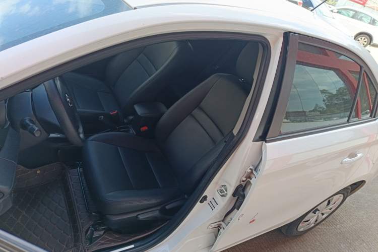 Used Toyota YARiS L 2021 1.5L CVT Leading Edition