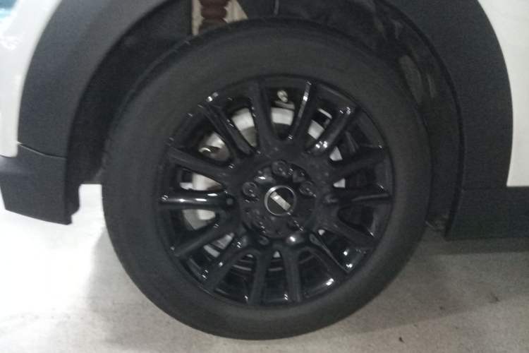 Used  MINI 2023 1.5T ONE
