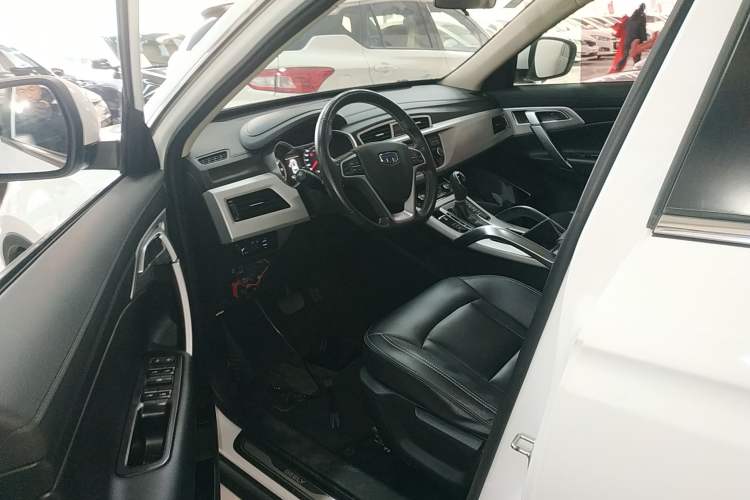 Used Geely Auto Emgrand X7 Sport 2016 1.8TD Automatic ZhiShang Model
