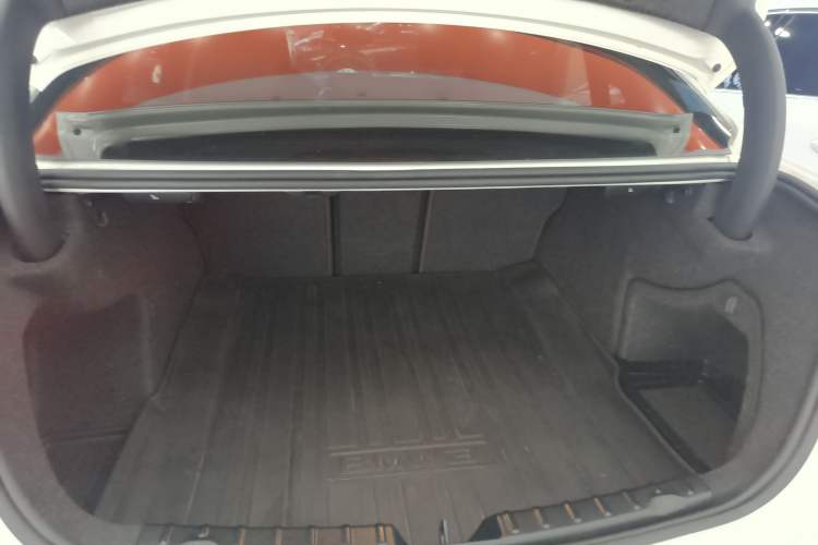 Used BMW 3 Series 2018 320Li Leading Model M Sport Package
