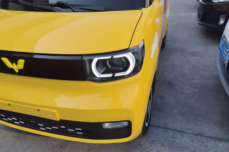 Used Wuling Hongguang MINIEV 2021 Macaron Premium Model – Lithium Iron Phosphate
