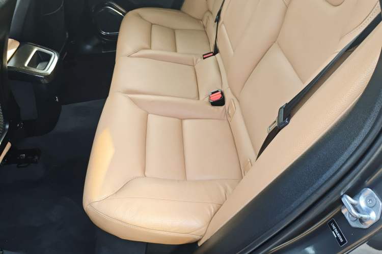 Used Volvo XC60 2018 T5 4x4 Zhiyi Edition
