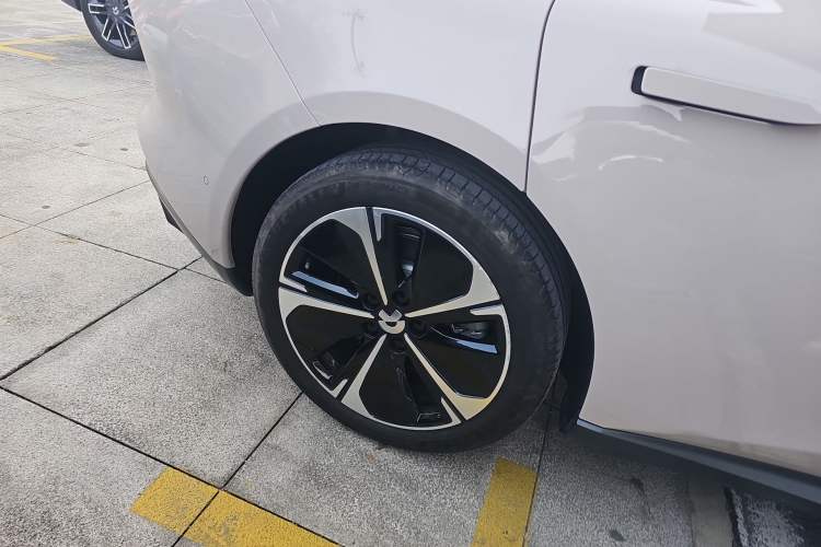 Used Nio ET5T 2024 75kWh Touring