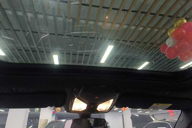 Used BMW 5 Series 2022 Second Facelift 530Li Leading Edition M Sport Package
