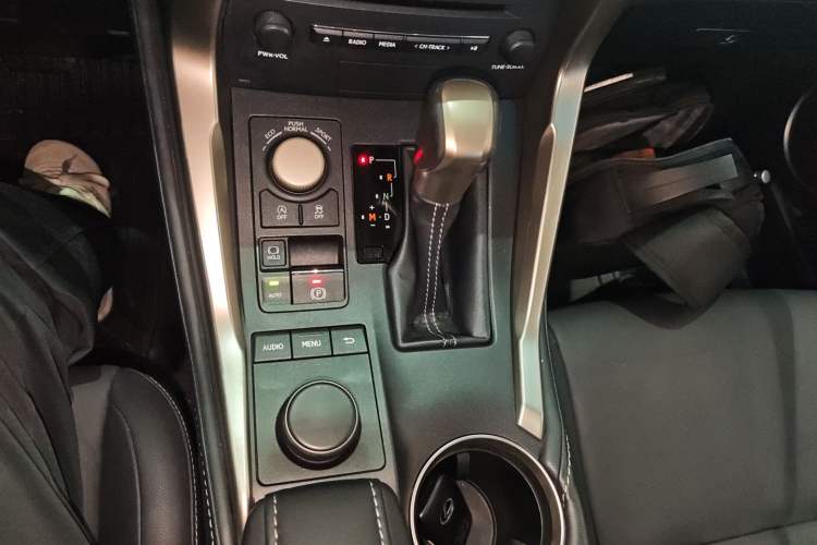 Used Lexus NX 2015 200T All-Wheel-Drive Fēngshàng Edition
