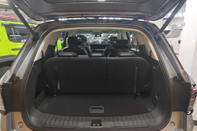 Used Ford Edge 2025 Ford Explorer L 2.0T EcoBoost E-Hybrid Four-Wheel-Drive 7-Seater Supreme Model
