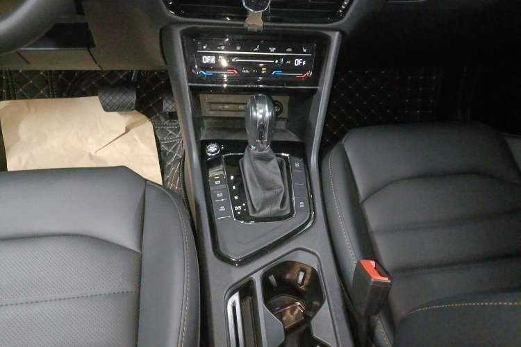 Used Volkswagen Tharu 2021 280TSI Two-Wheel-Drive Luxury Plus Edition
