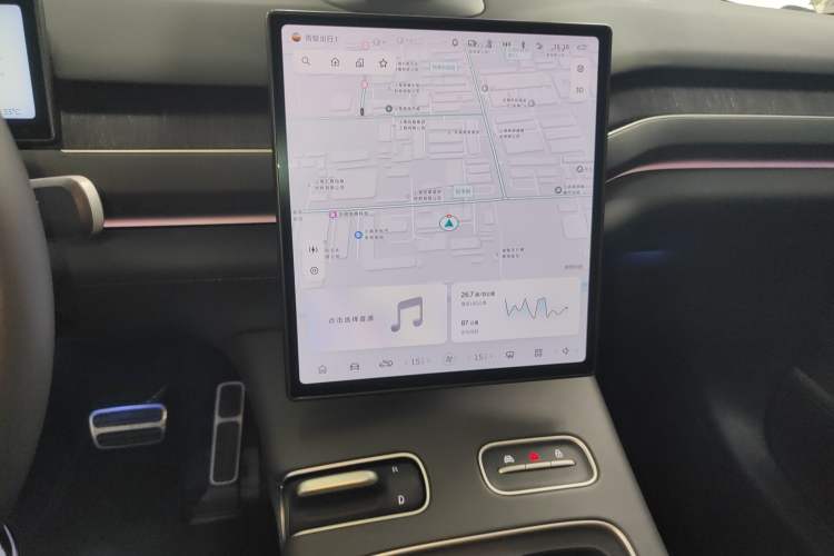 Used Nio ES8 2023 75 kWh Executive Edition
