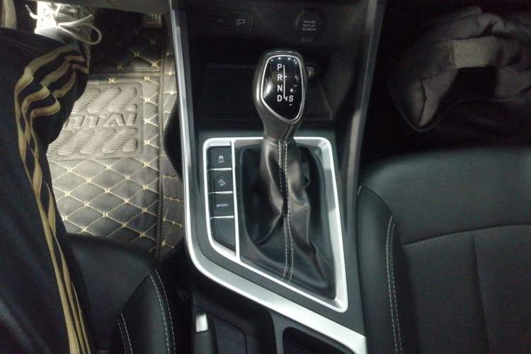 Used Geely Auto Vision X3 2019 Upgraded Model 1.5L CVT Elite Version
