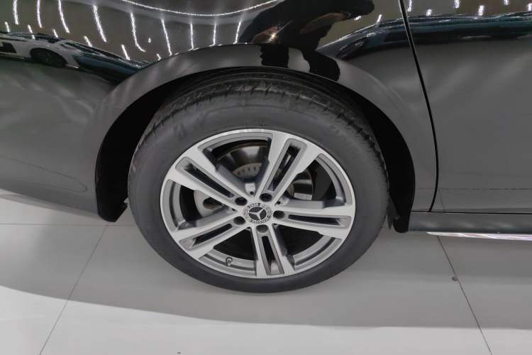 Used Mercedes-Benz E-Class 2021 Facelift E 260 L Sport Edition