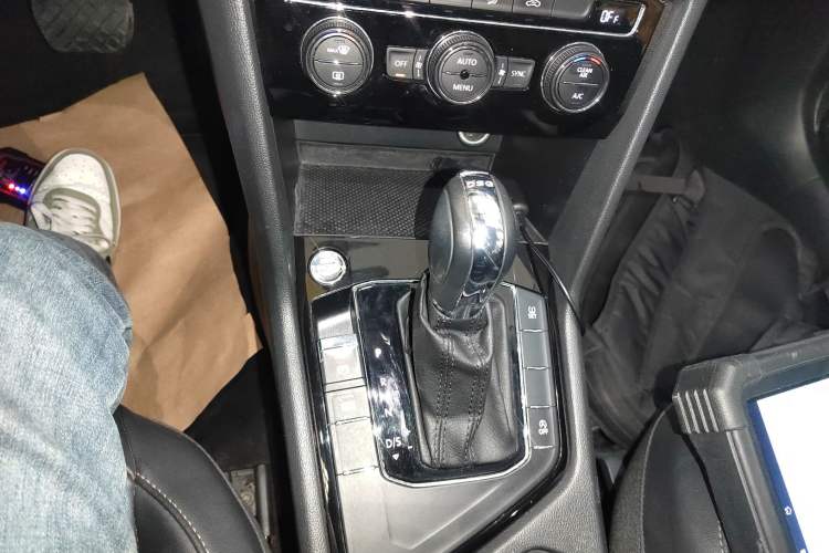 Used Volkswagen Tharu 2020 280TSI Two-Wheel Drive Comfort Edition China VI Standard
