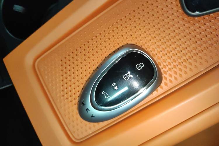 Used Wey Lanshan 2025 Four-Wheel Drive Ultra