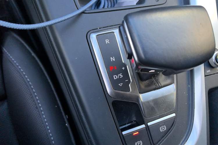 Used Audi A4L 2020 40 TFSI Luxury Dynamic Model