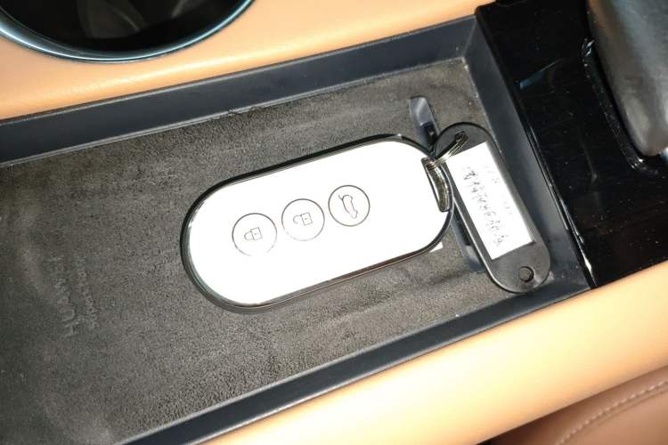 Used Hima AITO M5 2022 Range-Extended Rear-Drive Standard Version
