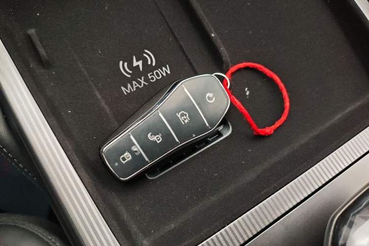 Used BYD Song L DM-i 2025 Intelligent Driving Version 160 km Beyond-Range Type