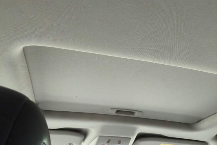 Used  5LS 2014 1.6T Luxury Edition THP160
