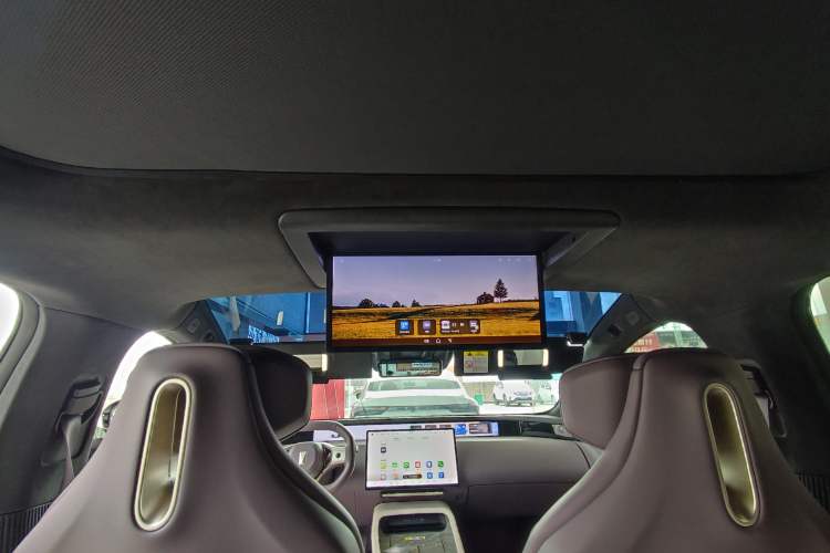 Used  12 2025 Ultra Extended-Range Edition