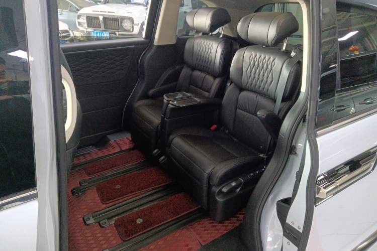 Used Honda Elysion 2024 2.0L eHEV Luxury Edition
