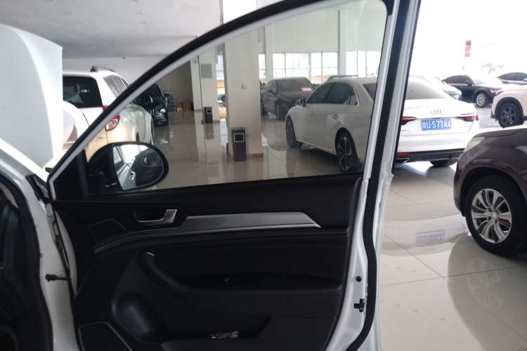 Used Haval H6 2018 Sport Edition 1.5T Automatic Two-Wheel Drive Elite Model China V Standard
