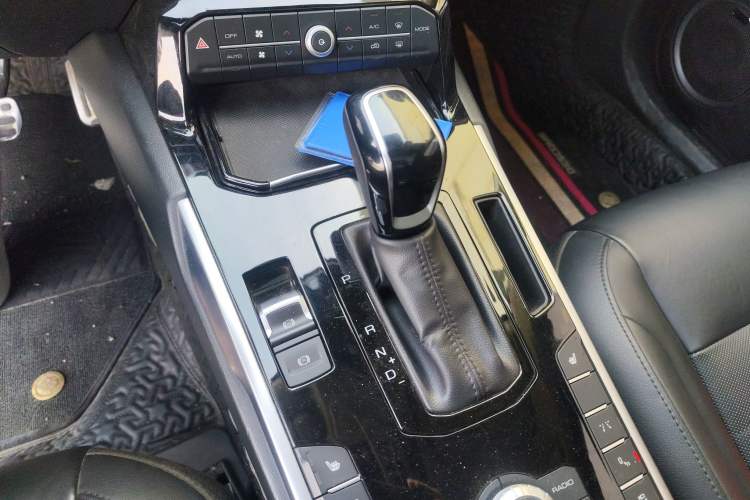 Used Wey VV7 2017 2.0T Flagship Model
