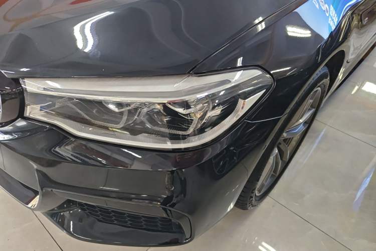 Used BMW 5 Series 2019 525Li M Sport Package