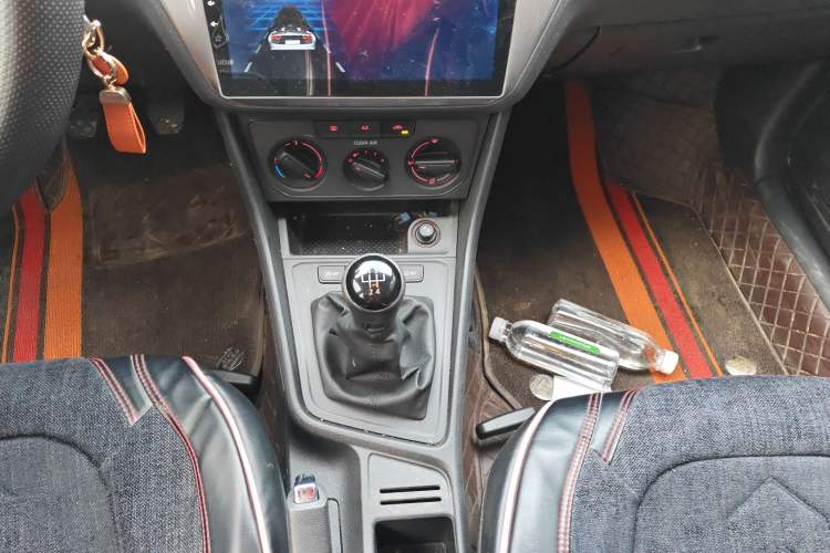 Used Volkswagen Lavida 2019 Lavida Start 1.5L Manual Fashion Edition China VI Standard
