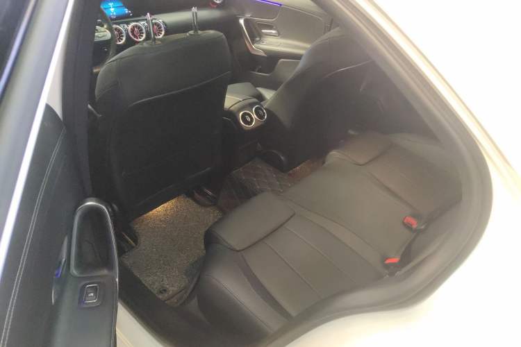 Used Mercedes-Benz A-Class 2022 Restyled A 200 L Sport Sedan Fashion Version
