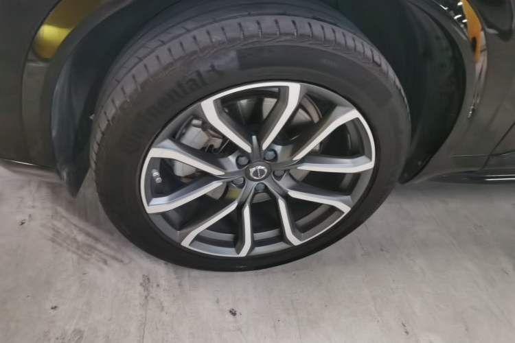 Used Volvo XC90 2019 T6 Zhiyi Edition 7-Seater China VI Standard
