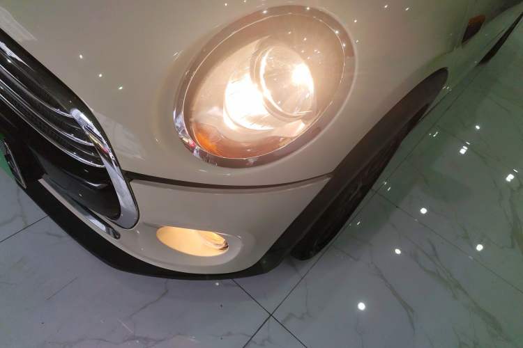 Used  MINI 2016 1.5T COOPER Five-Door Edition
